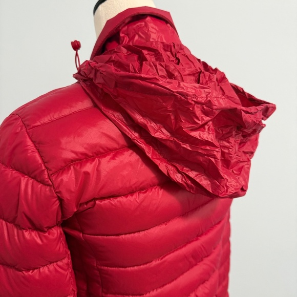 Armani Exchange Women's White Duck Down Red Jacket Size S - Picture 4 of 11